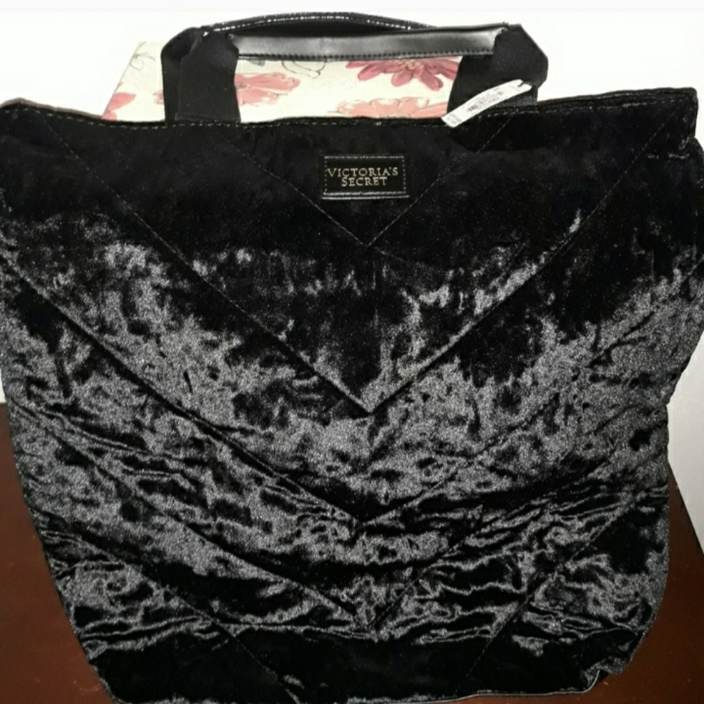 NWT Victoria Secert velvet tote